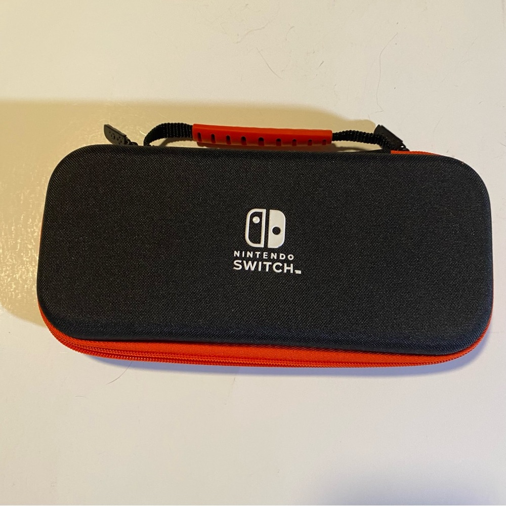 Nintendo Switch canvas case with zip pocket NWOT, Nintendo Switch logo